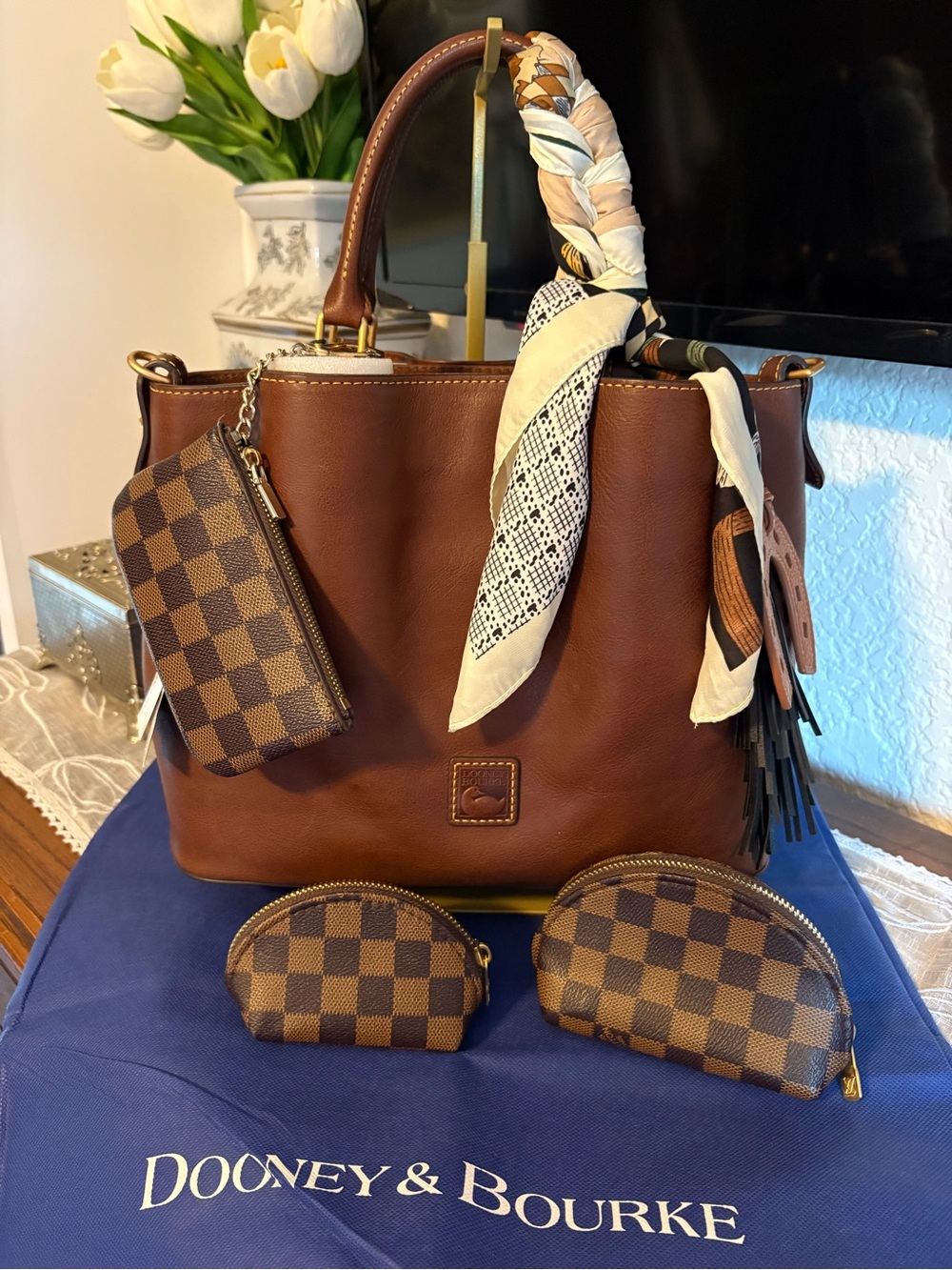 Dooney & Bourke Florentine Brenna in Chestnut